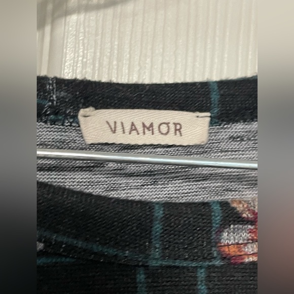 Viamor Long Sleeve Shirt Floral with Stripped Sleeves Size Small - Picture 6 of 6